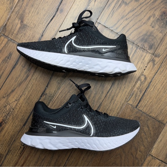 Nike React Infinity Run Flyknit 3 Men's Road Running Shoes - Picture 14 of 16